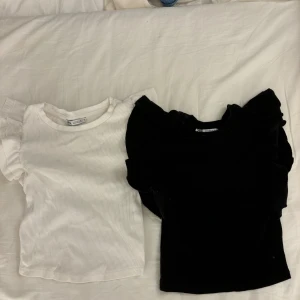 Zara volang  - Zara volang tröjor, säljer båda för 150 och en för 80❤️