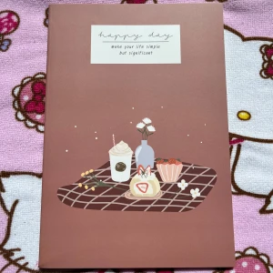 Anteckningsblock  - Så fint rosa anteckningsblock, med 40 sidor som är helt oanvänt💕