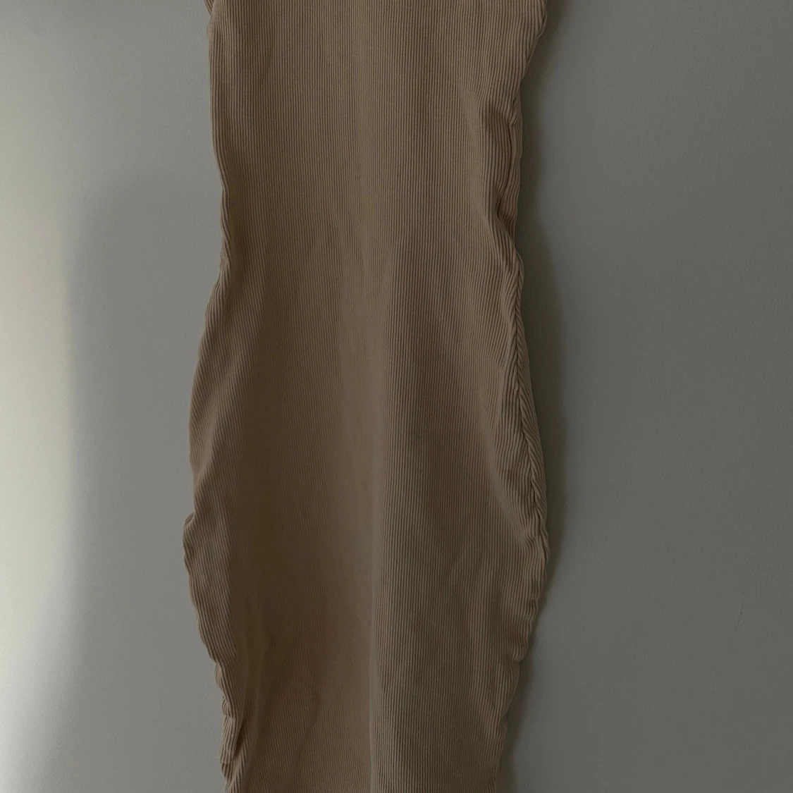 Beige klänning - 90