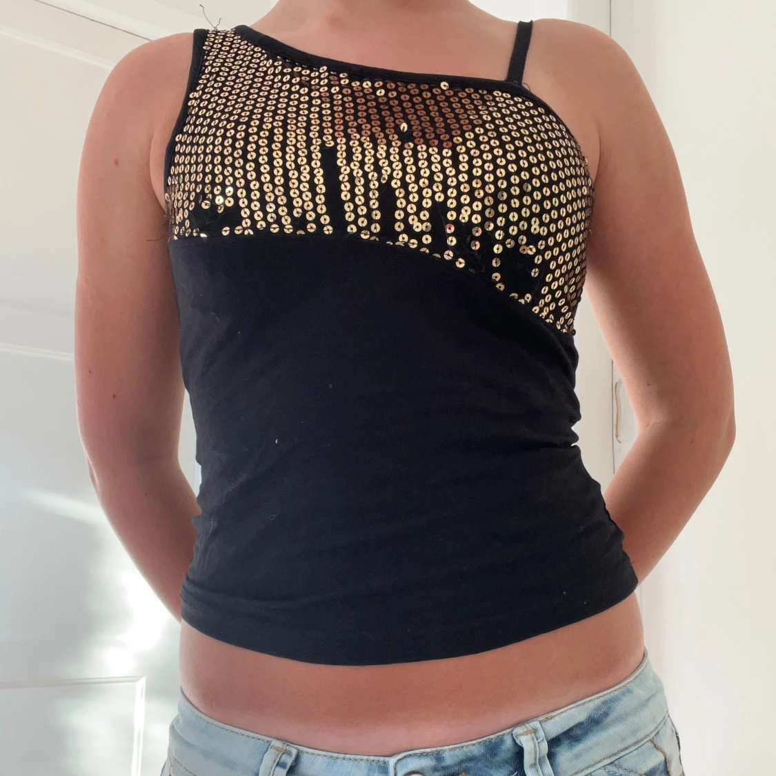 Festtopp med paljetter - 91
