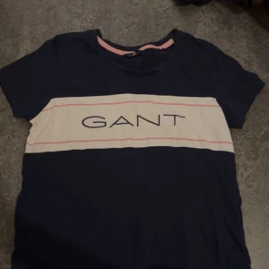 Gant tahirt - Gant storlek S oanvänd