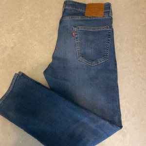 Levis jeans 502 - Dom är för kort på mig, Skick 9/10  Priset kan diskuteras 