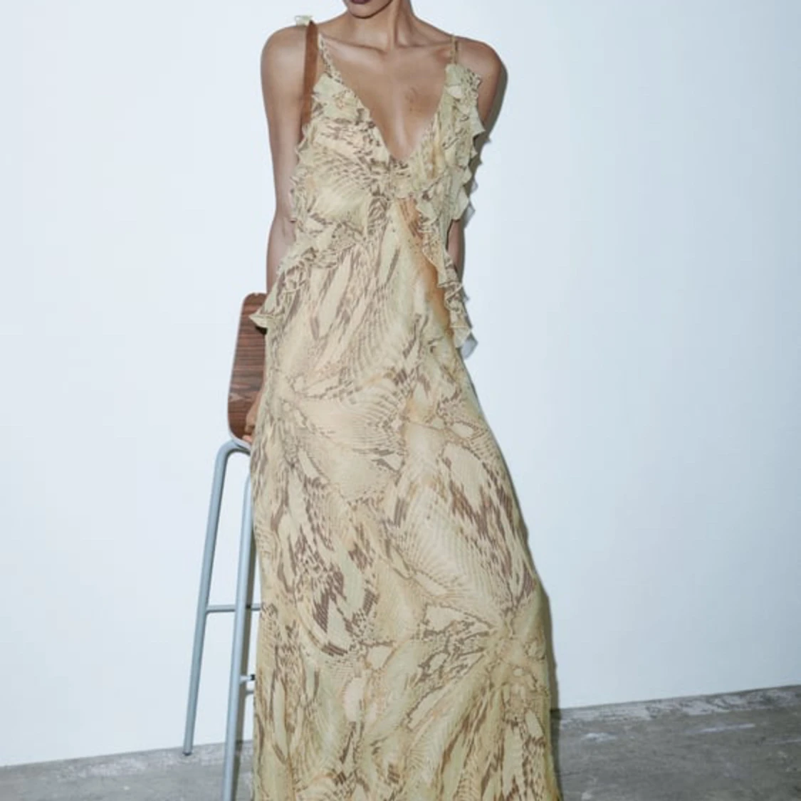 ZARA ormskinnsmönstrad lång klänning.  - 90