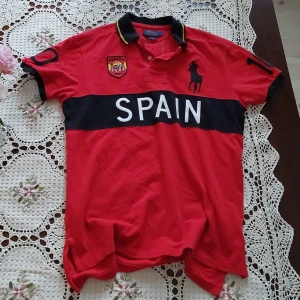 Ralph lauren pike - Ralph lauren spain pike tagged L men krympt till passformen av en medium. Jag är 183 lång