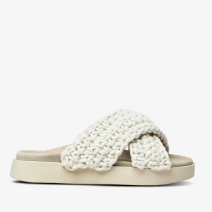 Inuikii tofflor  - Säljer mina inuikii tofflor då det ej kommer till användning längre. Köpte de förra sommaren och de har använts några få gånger! Pris kan förhandlas 