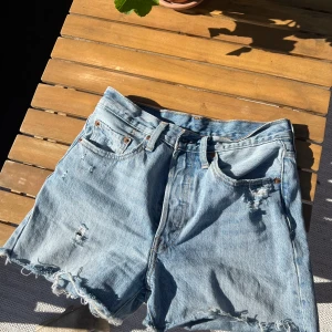 Levis shorts - Riktigt snygga levis shorts. Strl S 
