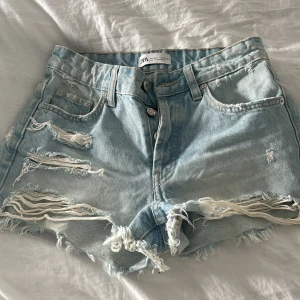 Jeans shorts - Tyvärr för små för mig