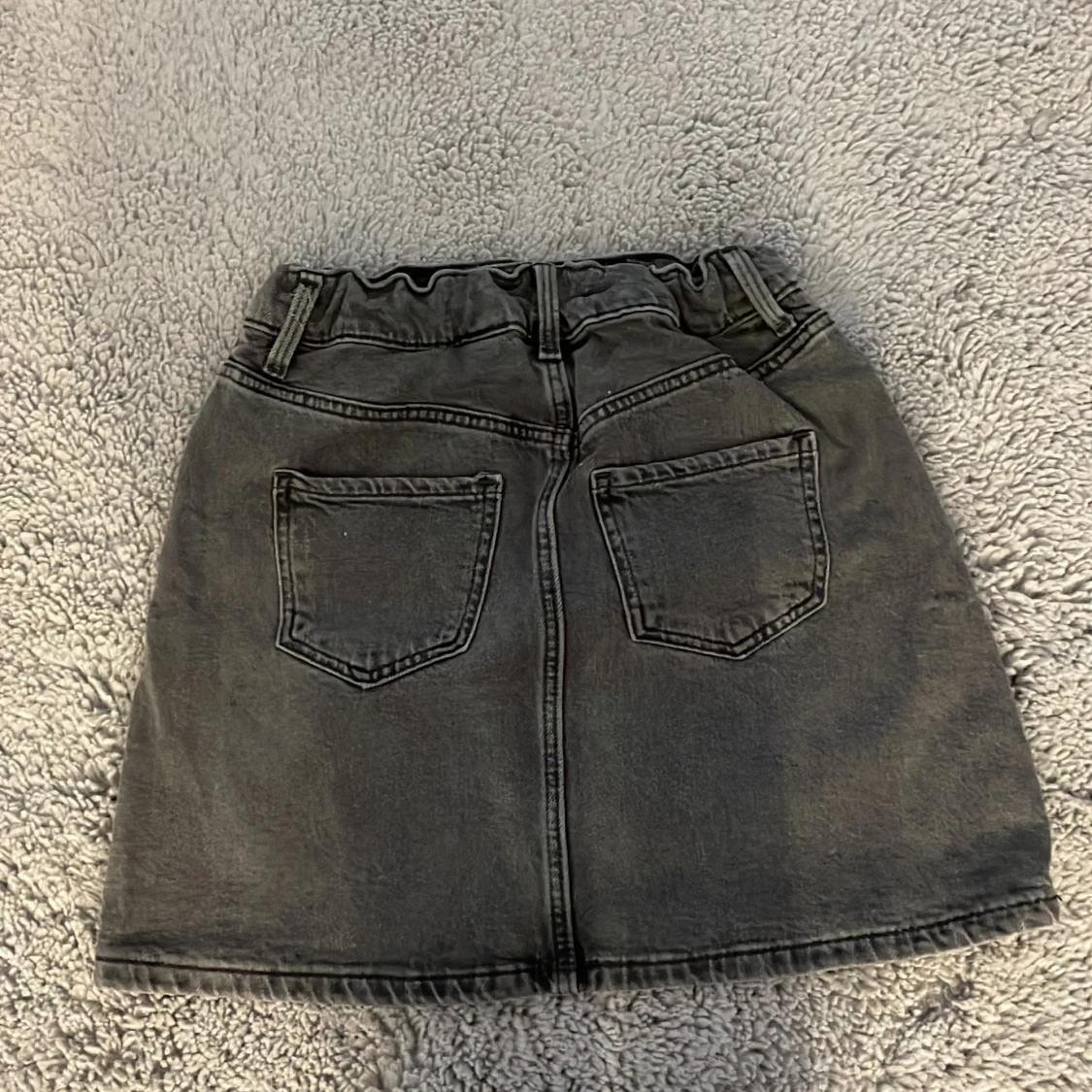 Svart jeans kjol - 90