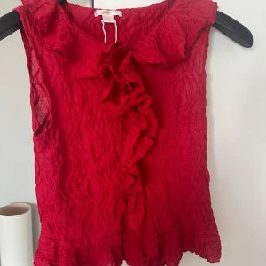 Topp - Söt topp från Gina young. Använd vid ett tillfälle 