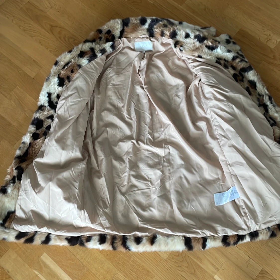 Vila Leopard jacka - 90