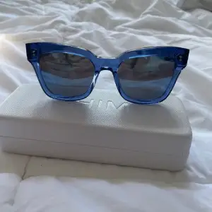 Säljer mina jätte fina solglasögon från Chimi då de inte kommer till användning och är helt oanvända, nypris: 1000kr säljer för 550kr💕