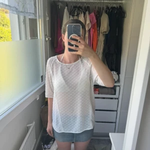 Vit blus  - Superbra skick!