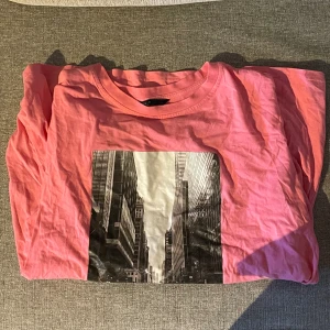 Oversized T-shirt  - Oversized T-shirt 