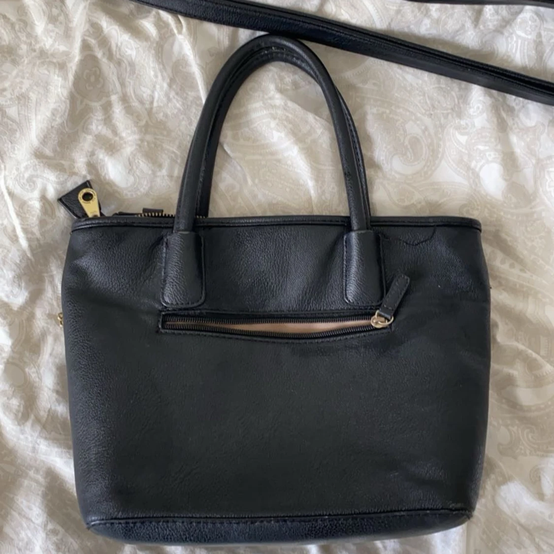 Svart väska  - 90