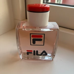 Fila parfym - Jag säljer denna helt nya parfymen från fila då jag inte gillar doften. 170 kr💖
