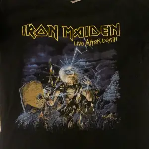 Iron maiden band tee  Live after death