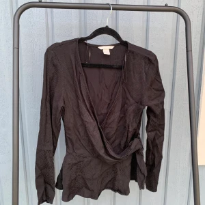 Tröja  - aldrig använda 