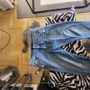Replay jeans - Säljer nu mina feta replay jeans då dom e lite försmå. Stl 32 32. Nyskick