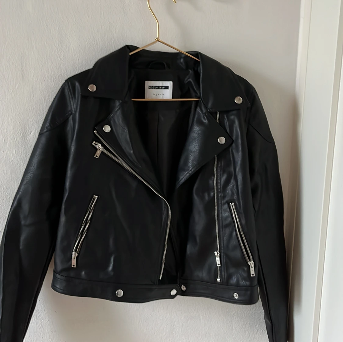 Oanvänd skinnjacka från Vero Moda