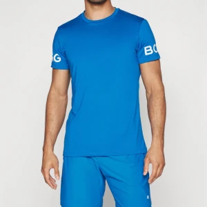 Tränings tröja  - Tränings tröja från Björn Borg i nyskick. 