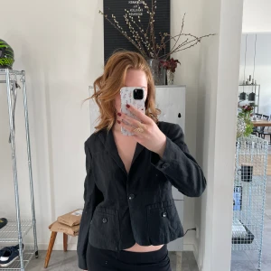 Kavaj - Super fin och cool kavaj, perfekt till fest eller som tröja när det är lite kallt