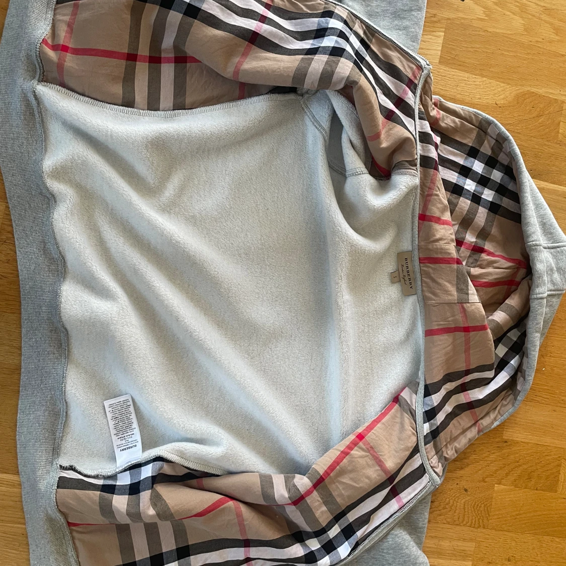 Burberry zip hoodie  - 91