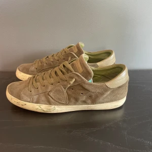 Philippe model - Ritkgit snygga Philippe model i rätt bra skick🌟 Storlek 45👏