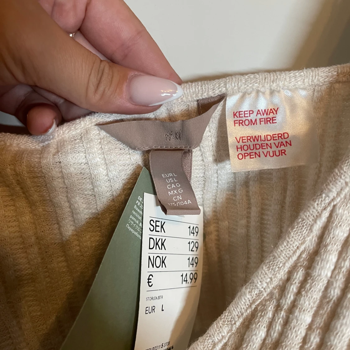 Beige korsad topp - 91