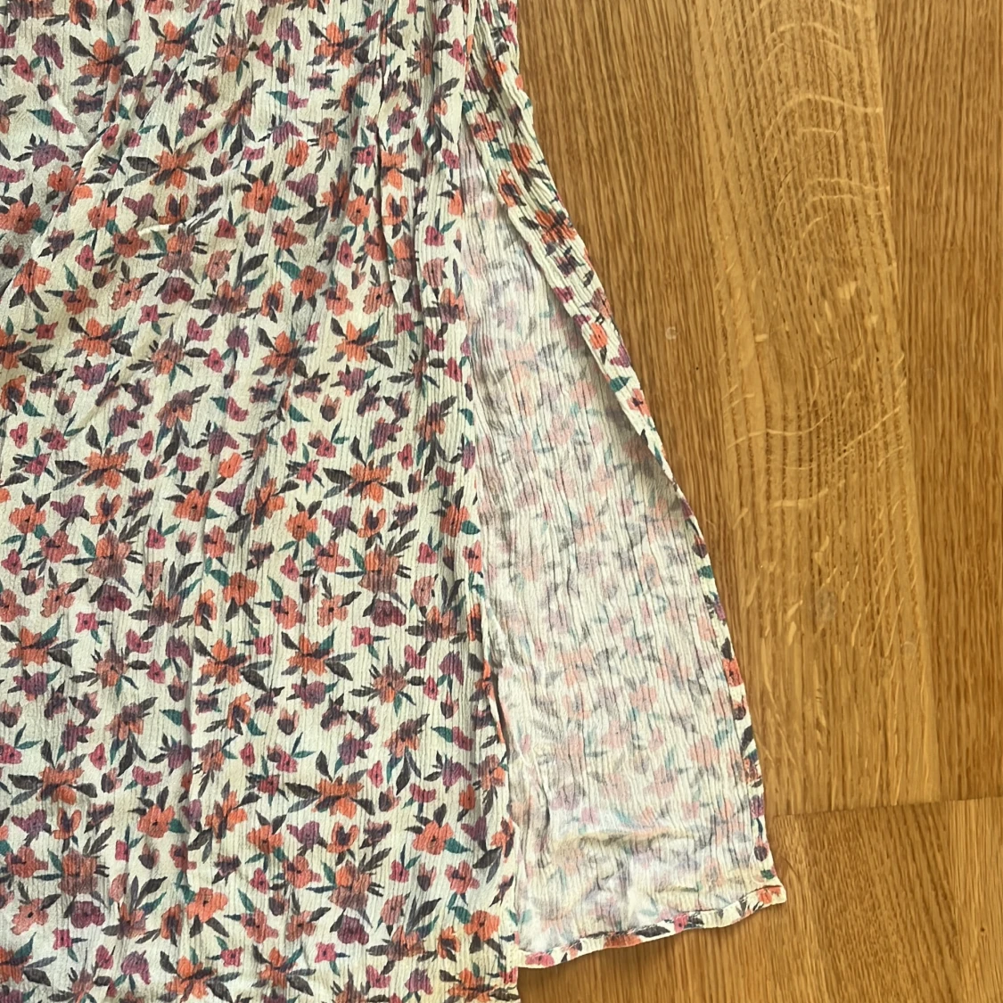 Lågmidjad långkjol  - 91