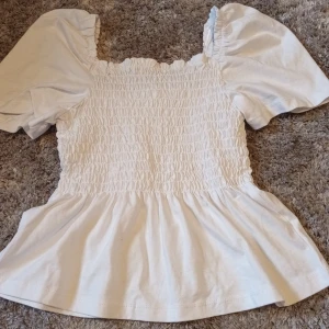 Hm top - Super fin top från hm! Använd endast 1-3 gånger, inga defekter