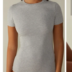 Intimissmi tröja - Aldrig använd endast testad, dock har jag ryckt bort lappen redan, jättefin💕💕 Nypris 199