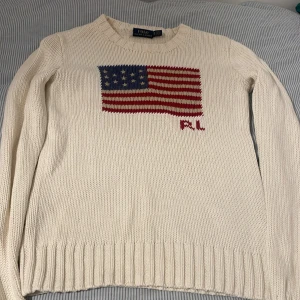 Snyggast ever - Xs vit tröja stickad. Som ny 