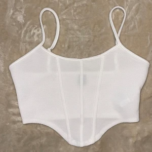 Topp - Aldrig använd 🤍