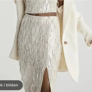 Paljett kjol - Paljettkjol storlek S. Aldrig använd.