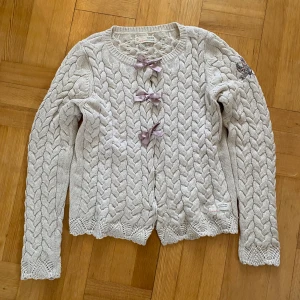 Oddmolly kofta - Odd molly kofta i nyskick, strl 1 vilket motsvarar s💕nypris 1900kr