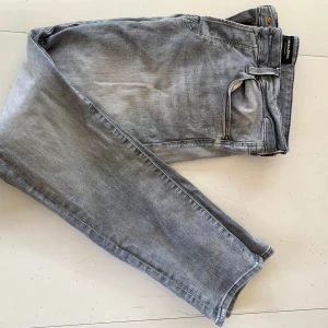 Jack & Jones Jeans - Snygga jeans i bra skick 