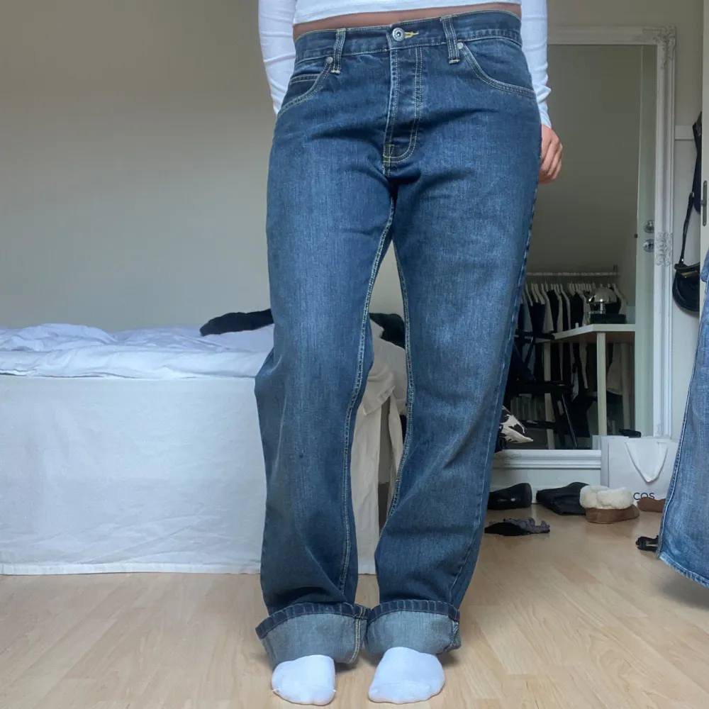 Jätte snygga jeans ifrån projob i storlek 33/32! 💗💗 använda endast en gång !💗. Jeans & Byxor.