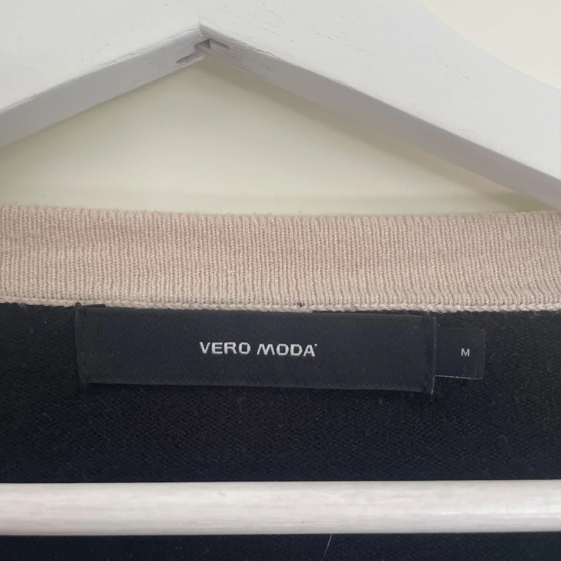 Svart kofta från Vero Moda - 91