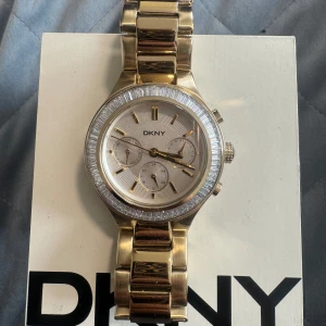 Dkny klocka - Köpt från Åhléns 