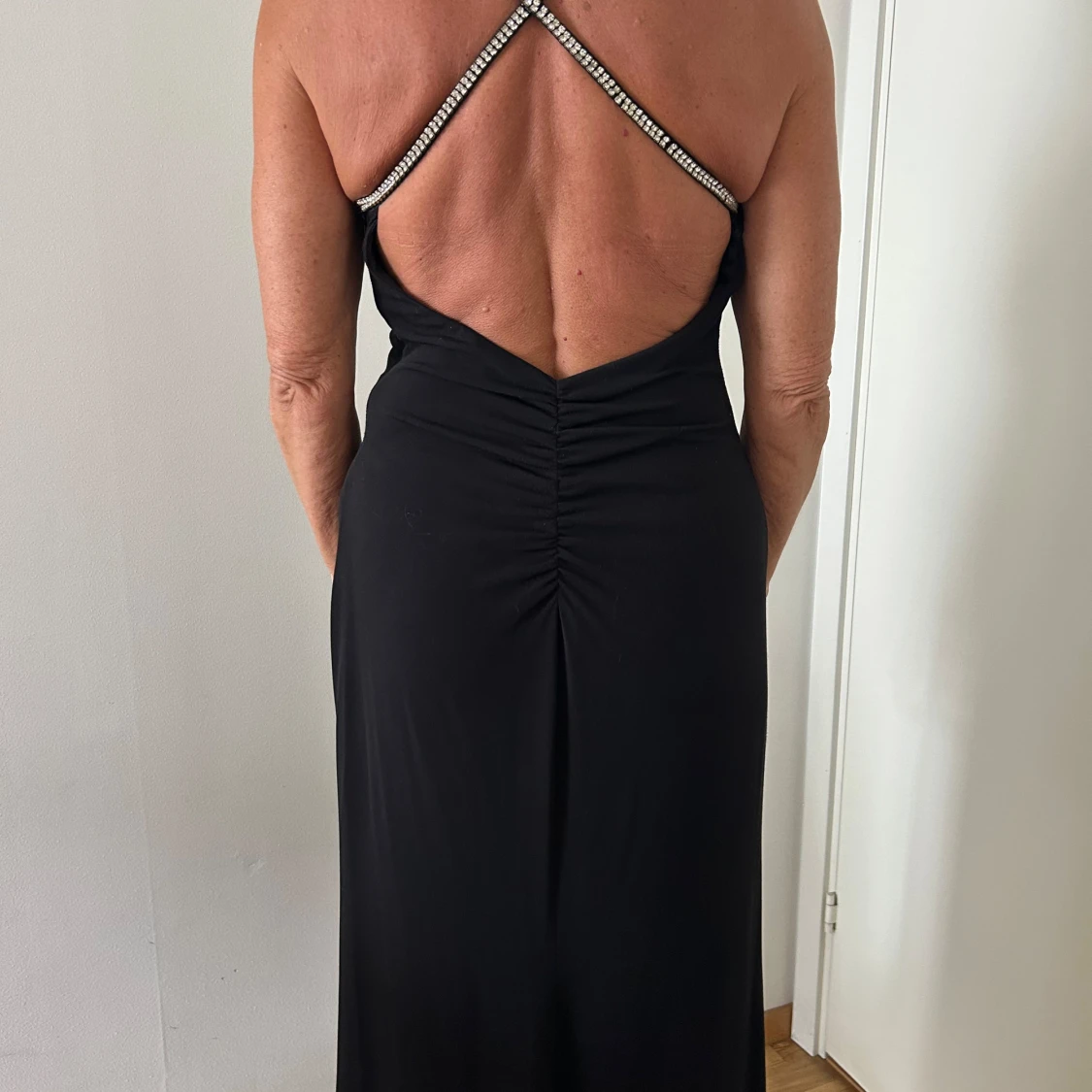 Svart långklänning från Bellissima Fashions - 90