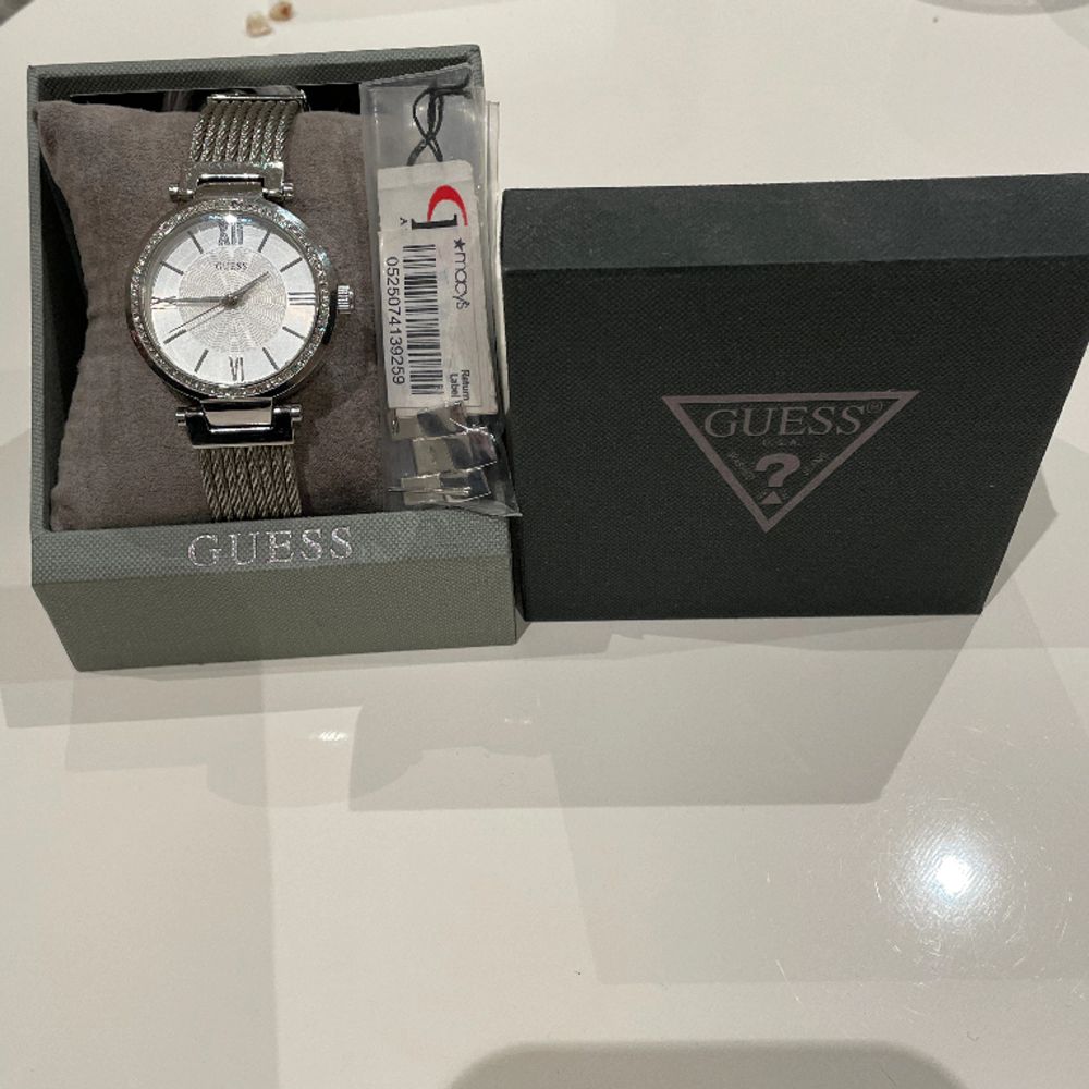 Silver GUESS KLOCKA SILVER U0638L1 Plick Second Hand