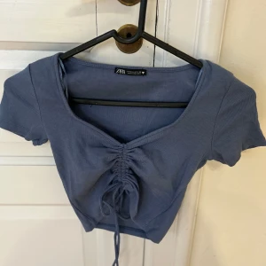 Topp Zara - Topp från Zara. Använd en gång. 