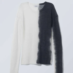 Tröja - As cool efter traktad tröja ifrån weekday❣️❣️