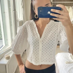 Blus - Jätte fin blus köpt här på Plick🥰