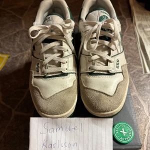 New balance 550 - Använda men gott skick! En av de skönaste skorna jag använt! Pris kan diskuteras i pm