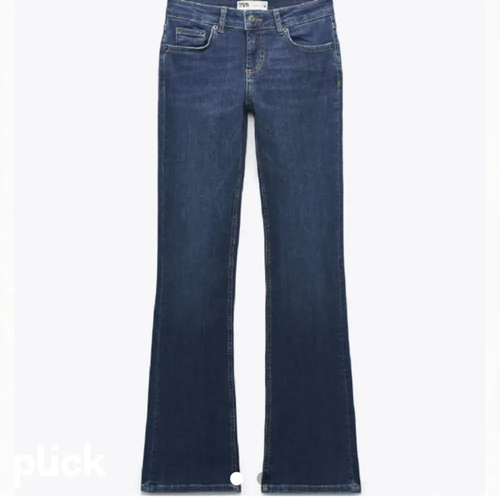 sjukt sköna stetchiga jenas ifrån zara. Knappt använda, som nya. Jeans & Byxor.