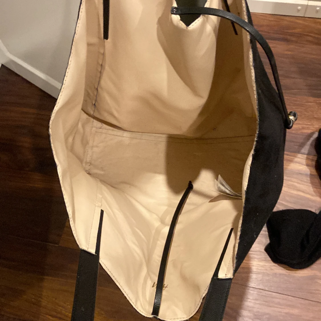 En hand väcka svart  - 90