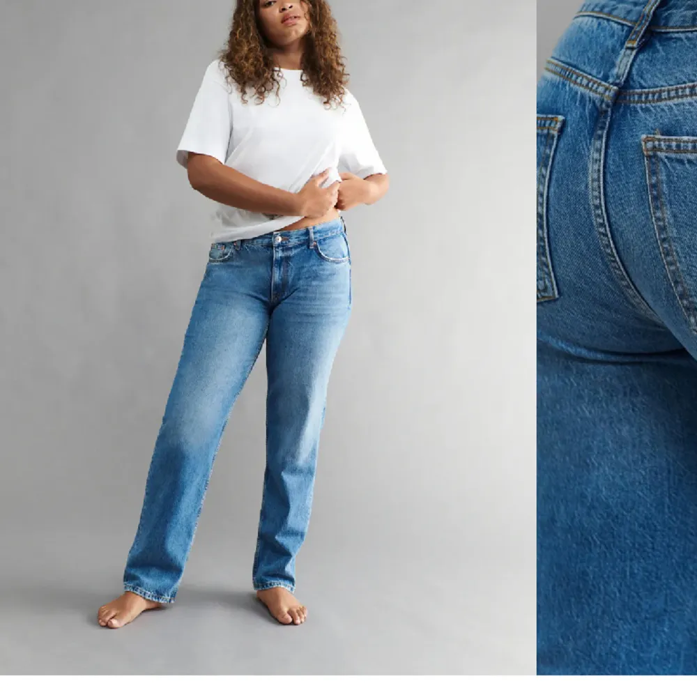 Säljer dessa lågamidjade jeansen från Gina för att jag ej använder lika mycket som förr,(då jag använt de ganska mycket) kom privat för egna bilder 💕💕(sänker pris vid snabb affär). Jeans & Byxor.