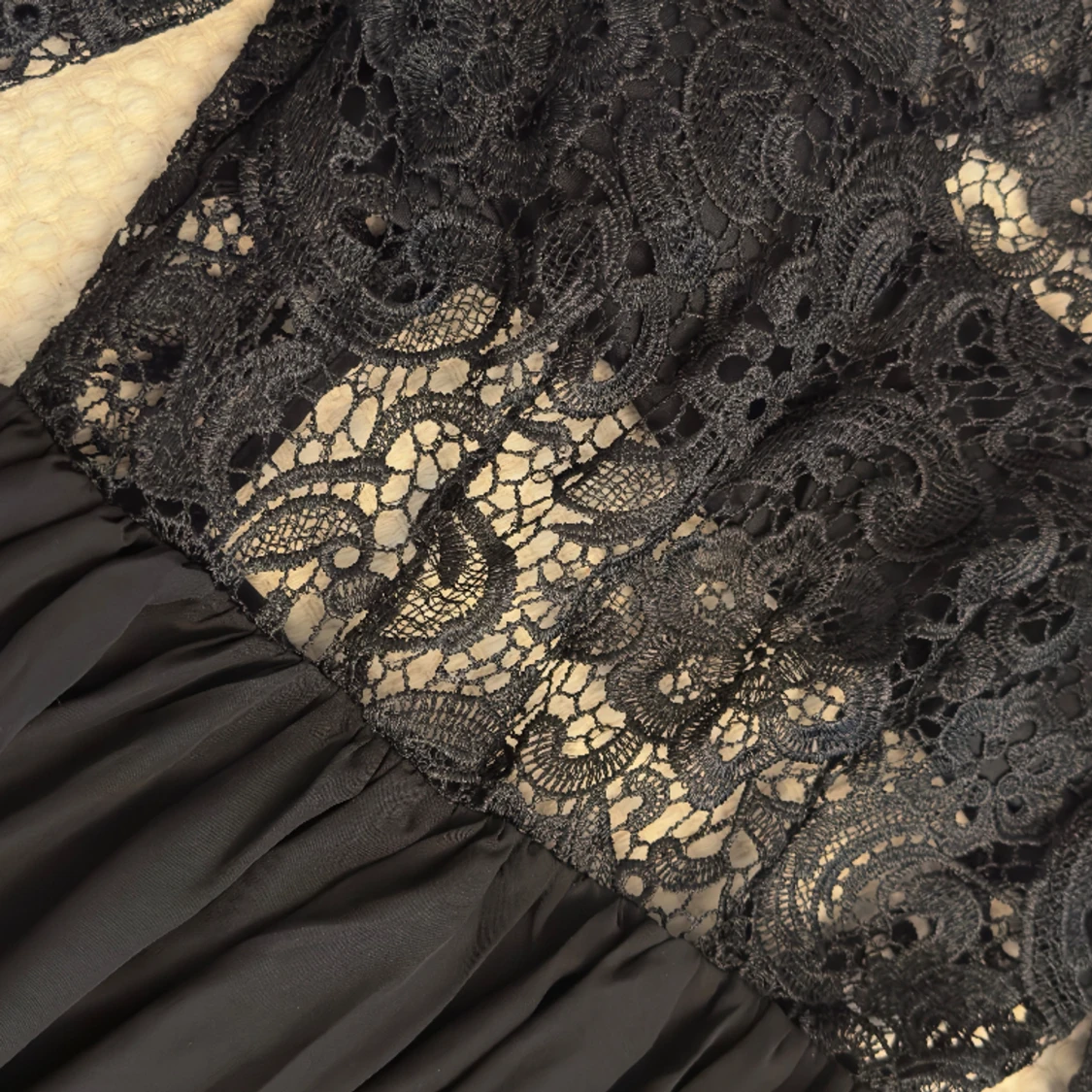 Maxiklänning i spets - 90