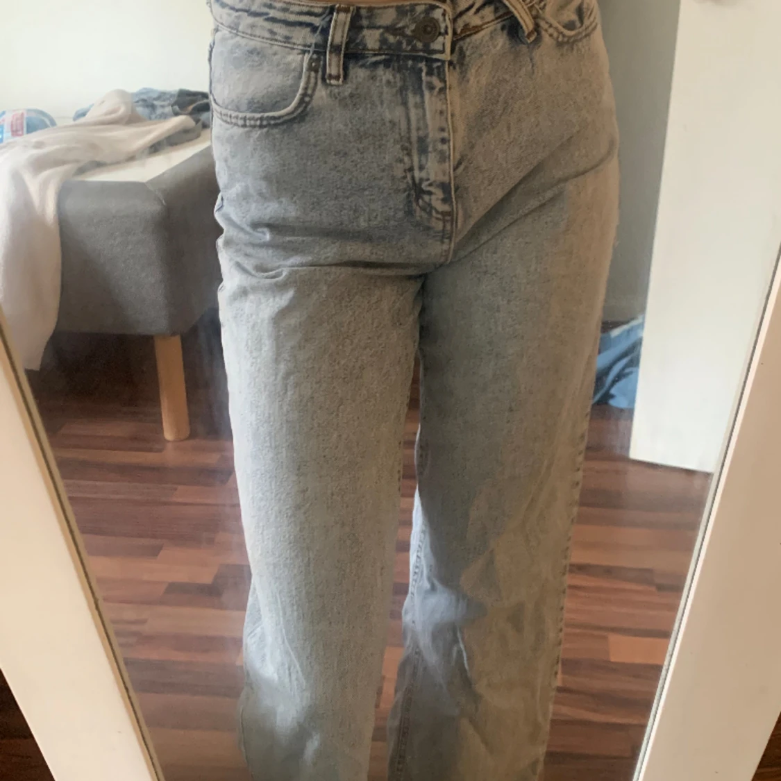 Ljusblåa jeans